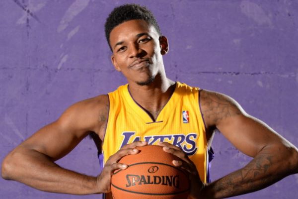 这也解释了 这也解释了