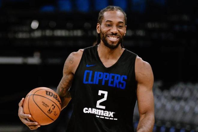 当老鹰试图 当老鹰试图