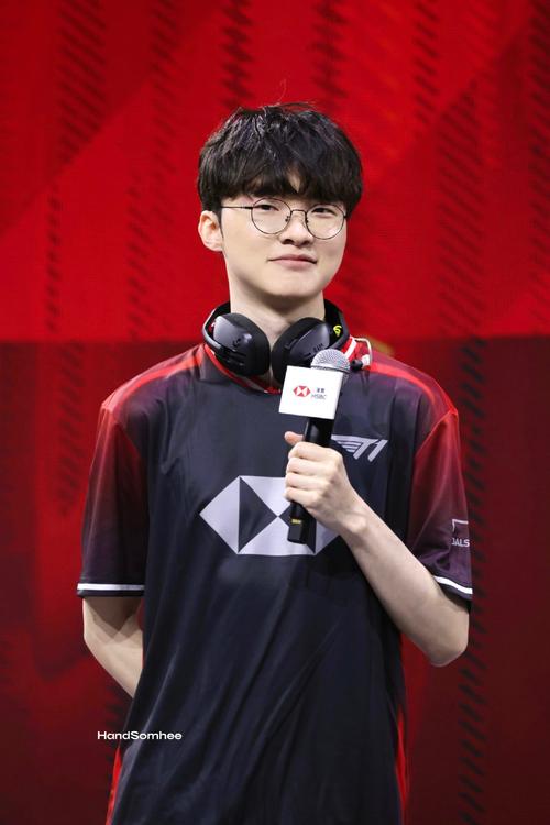 来框定讨论